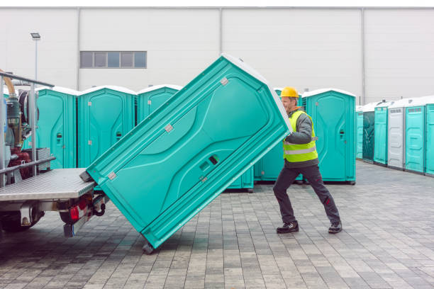Best Standard Portable Toilet Rental  in Cleveland, TX