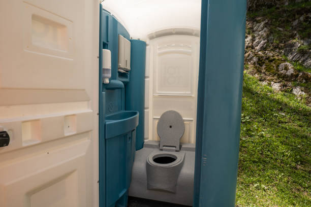 Types of Portable Toilets We Offer in Cleveland, TX